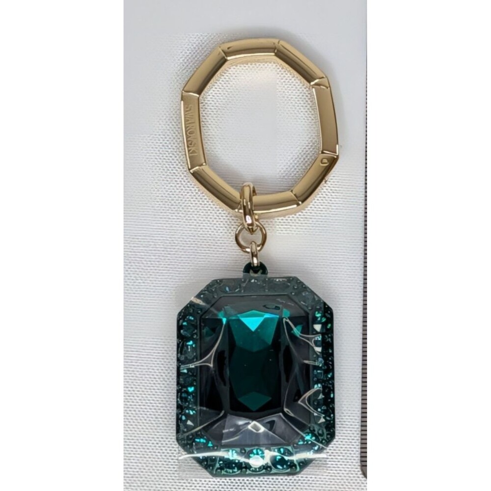Swarovski Lucent Octagon Cut Key Ring in Emerald Green Women’s Accessory 5666643